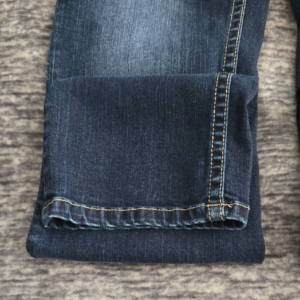 BKE Blue Straight Leg Jeans with Classic Fading - Picture 2 of 10